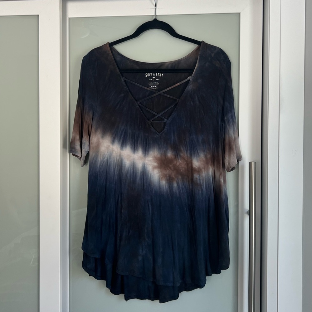 199 - American Eagle Soft & Sexy Women's Tie-Dye Crisscross Neck Top